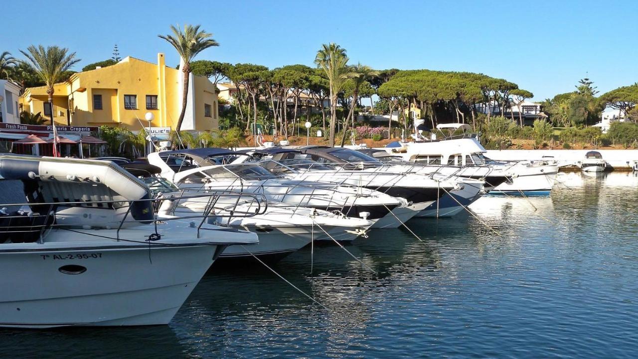 J95 Cabopino Apartemen *